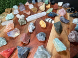 Beginners Crystal Set | 50 Crystal set | Crystal Starter Kit | 50 Labeled Crystal Set | Raw Chakra Stones & Crystals