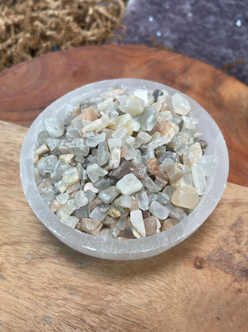 Natural Moonstone Chip , Real Moonstone chip , Moonstone Tumble Loose Stone , Moonstoone Crystal chips