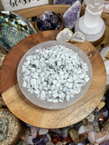Natural Howlite Chip , Real howlite chip ,  Magnesite chips , Howlite Tumble Loose Stone , Crystal chips , Howlite Crystal Chips