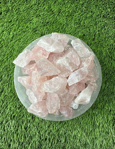 Rose Quartz RAW , 0.75"-1.25" Size, Wicca, Witchcraft, Tumbling, Cabbing, Fountain Rocks, Decoration, Polishing. RAW Rose Quartz
