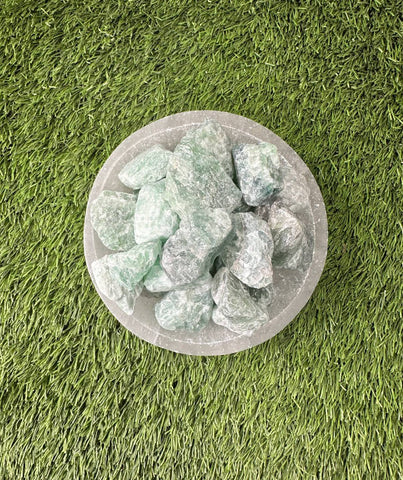 Green Fluorite RAW , 0.75"-1.25" Size, Wicca, Witchcraft, Tumbling, Cabbing, Fountain Rocks, Decoration, Polishing. RAW Green Fluorite