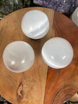 Selenite  Sphere, 1.5 INCH Selenite Sphere, Selenite Gemstone, Charging Sphere, Meditation Crystal, Morocco selenite, Crystal Charger
